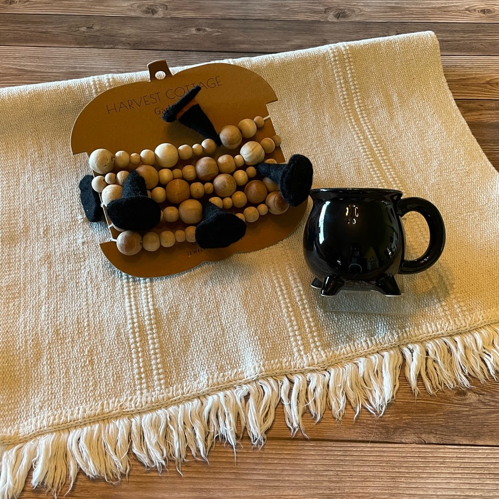 Wood and Felt Halloween Garland with Black Ceramic Calderon Mug - Picture 3 of 10